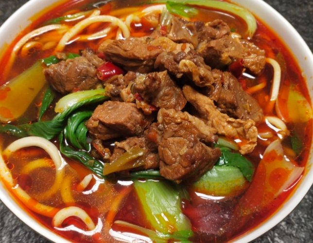 竹南牛肉麵